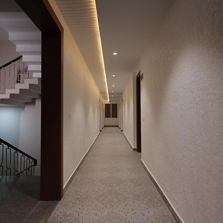 מוראדאבאד Hotel Regal Palm מראה חיצוני תמונה