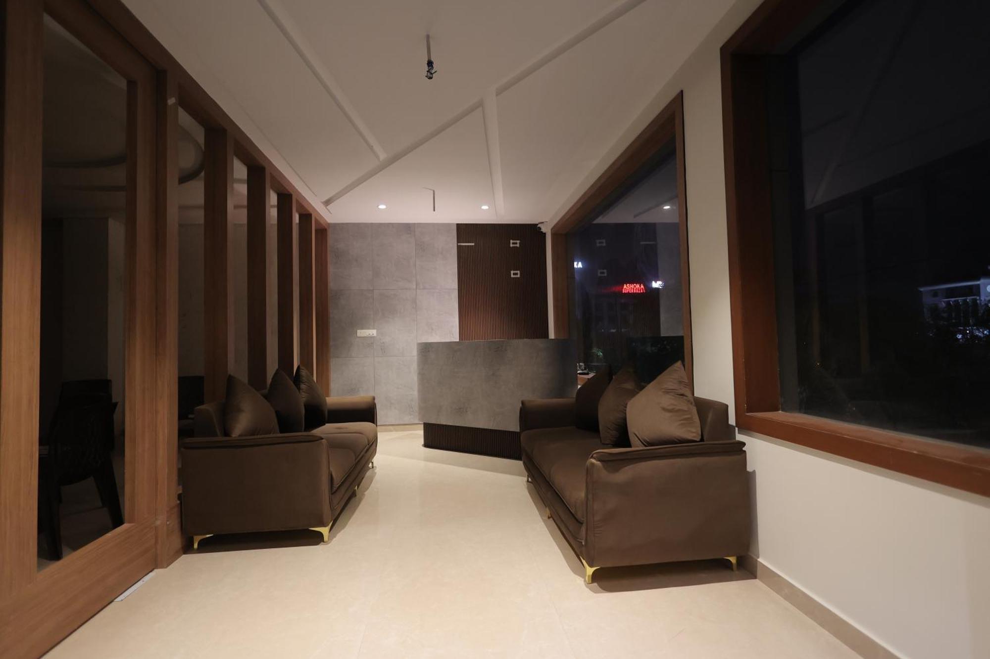 מוראדאבאד Hotel Regal Palm מראה חיצוני תמונה
