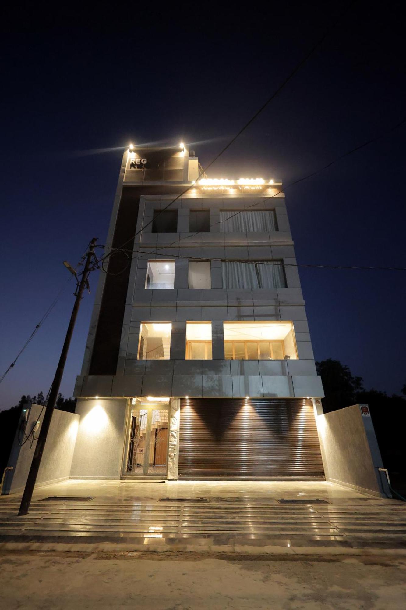 מוראדאבאד Hotel Regal Palm מראה חיצוני תמונה